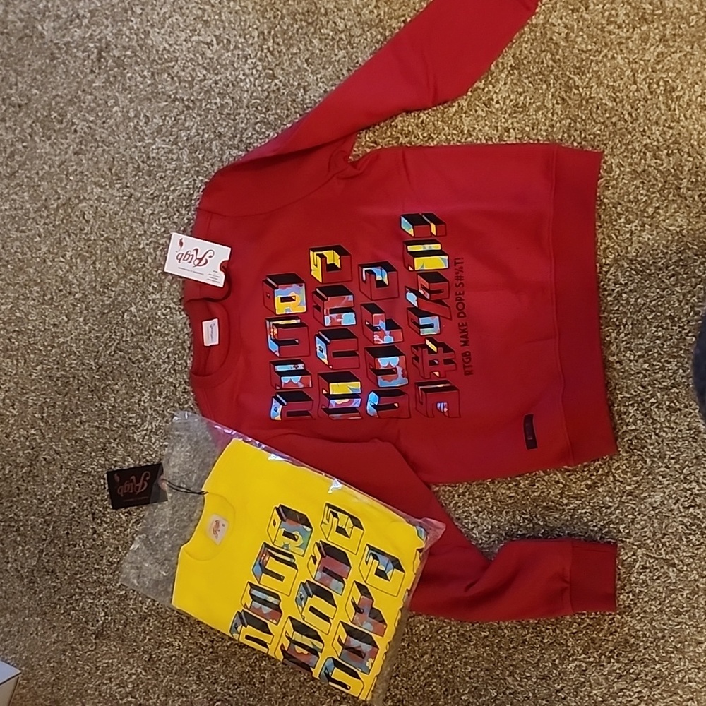 RTGB/Red Tag Brand - size Small - 2 pack crewnecks/sweatshirts